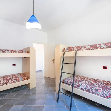 Sansone Beach Apartament *